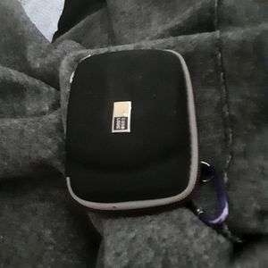 Case logic zipper case